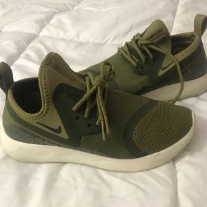 Olive Green Nike Roshe
